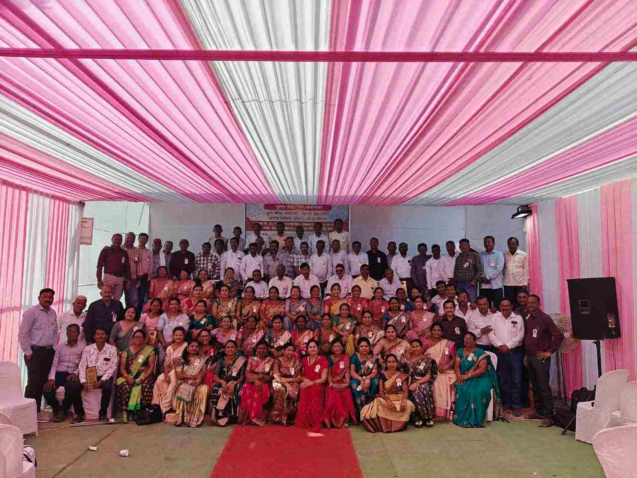 यशवंत हायस्कूलमध्ये माजी विद्यार्थ्यांचा भव्य स्नेहमेळावा उत्साहात संपन्न